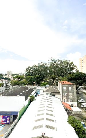 Apartamento à venda com 44m², 2 quartos e 1 vaga Apartamento à venda com 44m², 2 quartos e 1 vagaVaranda