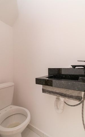Casa à venda com 85m², 2 quartos e 1 vagaLavabo