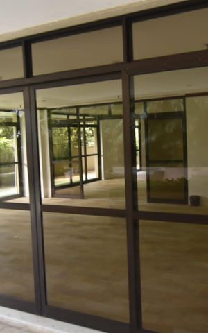 Apartamento à venda com 165m², 5 quartos e 3 vagas Apartamento à venda com 165m², 5 quartos e 3 vagasÁrea comum