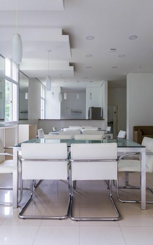 Apartamento à venda com 145m², 3 quartos e 3 vagas Apartamento à venda com 145m², 3 quartos e 3 vagasSalão de Festas