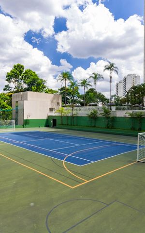 Apartamento à venda com 145m², 3 quartos e 3 vagas Apartamento à venda com 145m², 3 quartos e 3 vagasQuadra