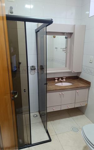 Casa à venda com 256m², 3 quartos e 5 vagasBanheiro