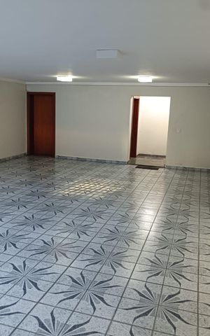 Casa à venda com 256m², 3 quartos e 5 vagasSalão de festas