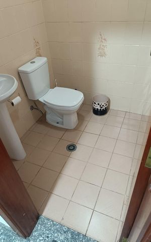 Casa à venda com 256m², 3 quartos e 5 vagasBanheiro