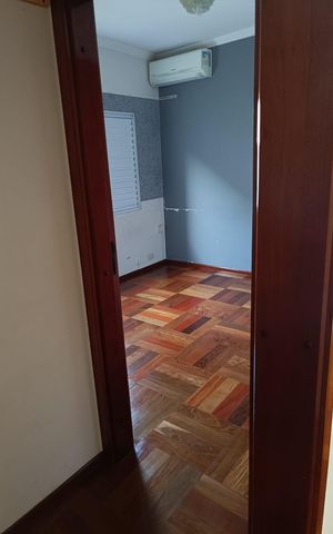 Casa à venda com 256m², 3 quartos e 5 vagasQuarto