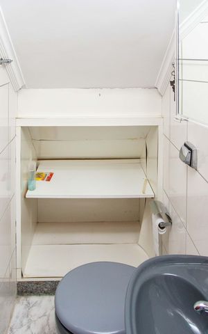 Casa à venda com 230m², 4 quartos e 3 vagasLavabo