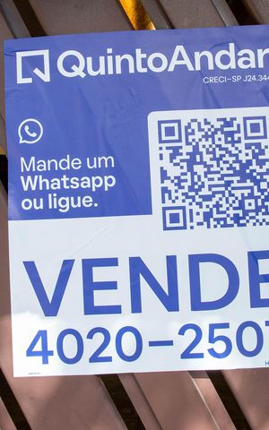 Casa à venda com 230m², 4 quartos e 3 vagasPlaquinha