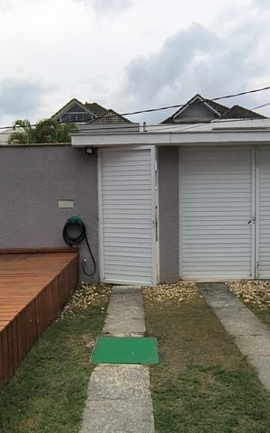 Casa de condomínio à venda com 200m², 3 quartos e 2 vagas Casa de condomínio à venda com 200m², 3 quartos e 2 vagasQuintal