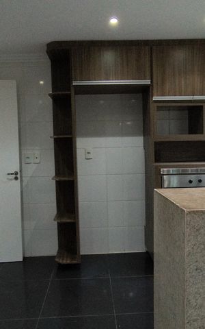 Casa de condomínio à venda com 200m², 3 quartos e 2 vagas Casa de condomínio à venda com 200m², 3 quartos e 2 vagasCozinha