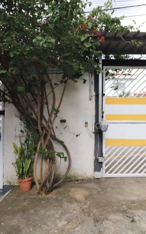 Casa à venda com 160m², 4 quartos e sem vagaGaragem