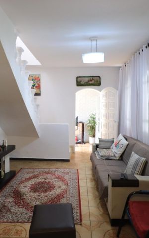 Casa à venda com 160m², 4 quartos e sem vagaSala