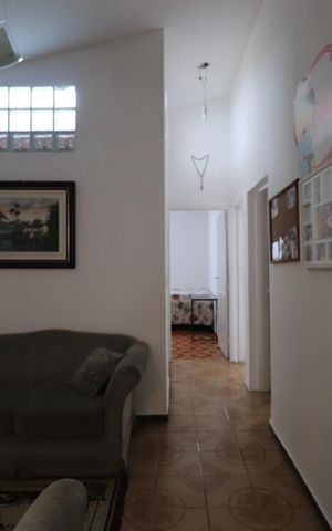Casa à venda com 160m², 4 quartos e sem vagaSala