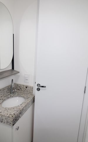 Apartamento para alugar com 59m², 2 quartos e sem vagaBanheiro