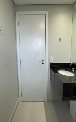 Apartamento para alugar com 84m², 2 quartos e 2 vagas Apartamento para alugar com 84m², 2 quartos e 2 vagasBanheiro da Suíte