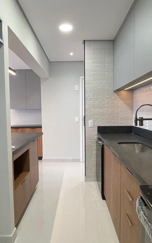 Apartamento para alugar com 84m², 2 quartos e 2 vagas Apartamento para alugar com 84m², 2 quartos e 2 vagasCozinha e Área de Serviço