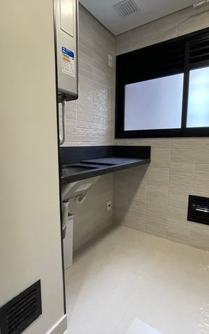 Apartamento para alugar com 84m², 2 quartos e 2 vagas Apartamento para alugar com 84m², 2 quartos e 2 vagasCozinha e Área de Serviço