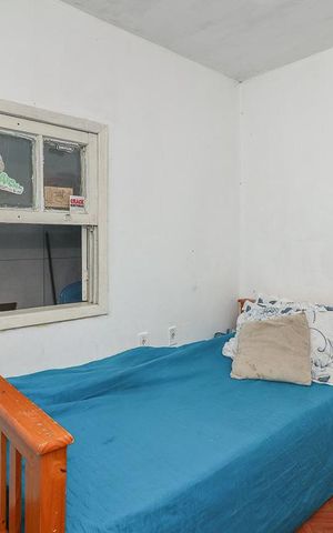 Casa à venda com 128m², 5 quartos e 1 vagaQuarto 5 / Casa 2