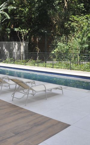 Apartamento à venda com 39m², 2 quartos e sem vagaPiscina