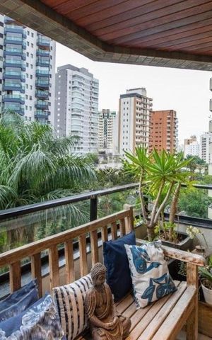 Apartamento à venda com 205m², 3 quartos e 3 vagas