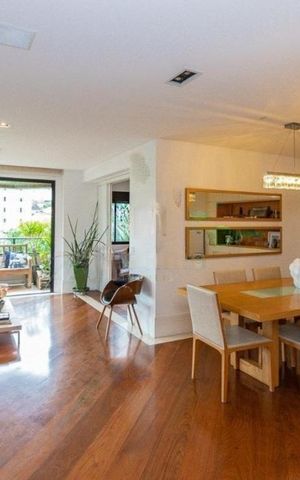 Apartamento à venda com 205m², 3 quartos e 3 vagas