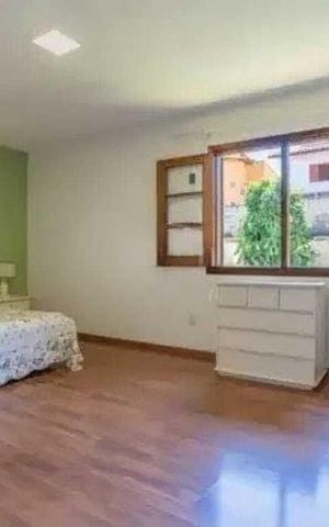 Casa para alugar com 512m², 6 quartos e 4 vagas Casa para alugar com 512m², 6 quartos e 4 vagasQuarto 1