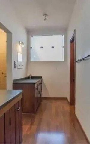 Casa para alugar com 512m², 6 quartos e 4 vagas Casa para alugar com 512m², 6 quartos e 4 vagasBanheiro 3