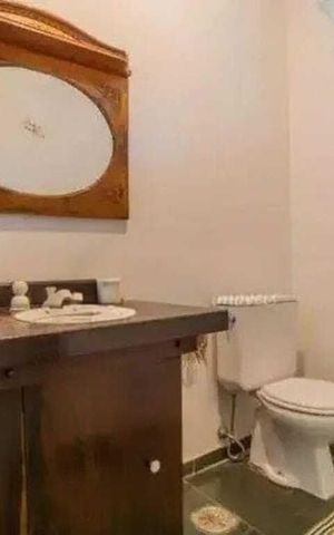 Casa para alugar com 512m², 6 quartos e 4 vagas Casa para alugar com 512m², 6 quartos e 4 vagasBanheiro 4