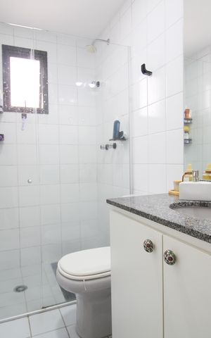 Apartamento à venda com 79m², 3 quartos e 2 vagasBanheiro 1