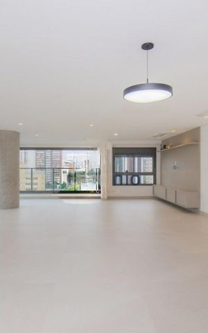 Apartamento à venda com 211m², 3 quartos e 3 vagas
