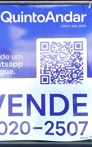 Casa à venda com 125m², 3 quartos e 2 vagas Casa à venda com 125m², 3 quartos e 2 vagasPlaca