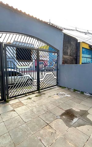 Casa para alugar com 180m², 3 quartos e 2 vagas Casa para alugar com 180m², 3 quartos e 2 vagasGaragem