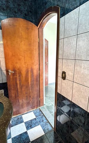Casa para alugar com 180m², 3 quartos e 2 vagas Casa para alugar com 180m², 3 quartos e 2 vagasBanheiro da Suíte