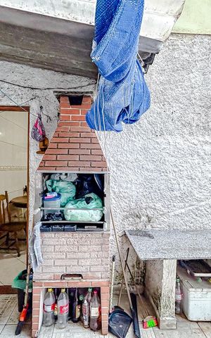 Casa à venda com 133m², 3 quartos e 4 vagasÁrea de Serviço