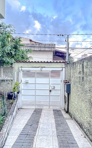 Casa à venda com 133m², 3 quartos e 4 vagasGaragem