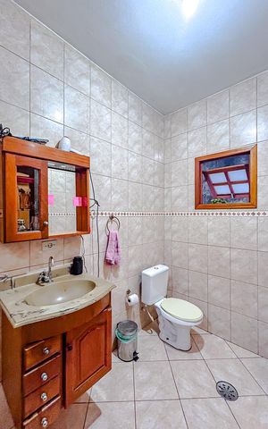 Casa à venda com 133m², 3 quartos e 4 vagasLavabo