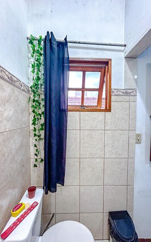 Casa à venda com 133m², 3 quartos e 4 vagasBanheiro da Suíte 1