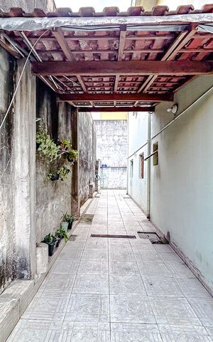 Casa à venda com 133m², 3 quartos e 4 vagasGaragem