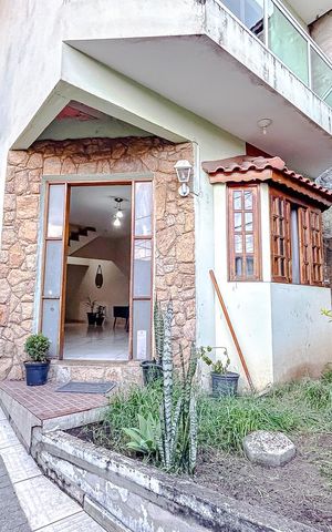 Casa à venda com 133m², 3 quartos e 4 vagasGaragem