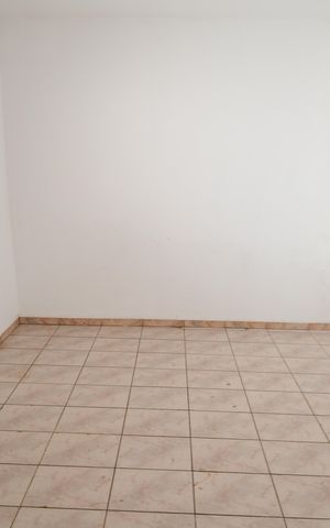 Casa à venda com 250m², 3 quartos e 6 vagasQuarto de Serviço