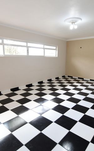 Casa à venda com 250m², 3 quartos e 6 vagasSala 1