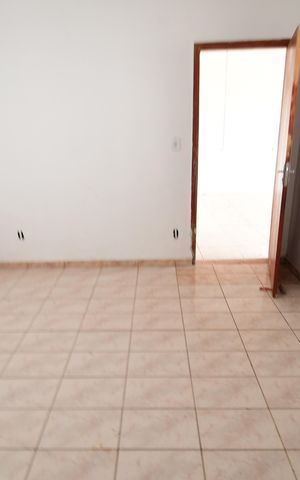 Casa à venda com 250m², 3 quartos e 6 vagasQuarto de Serviço