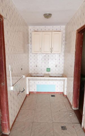 Casa à venda com 250m², 3 quartos e 6 vagasÁrea de Serviço