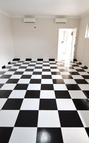 Casa à venda com 250m², 3 quartos e 6 vagasSala 1