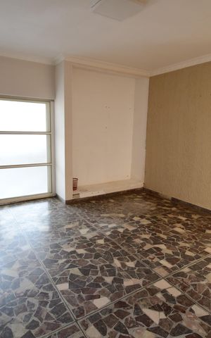 Casa à venda com 250m², 3 quartos e 6 vagasSala 2