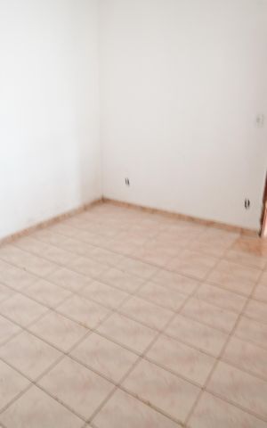 Casa à venda com 250m², 3 quartos e 6 vagasQuarto de Serviço