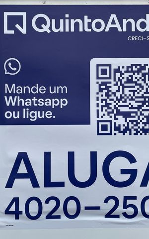 Casa à venda com 250m², 4 quartos e 2 vagas Casa à venda com 250m², 4 quartos e 2 vagasPlaca YIXW 1826