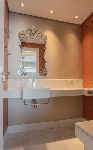 Apartamento à venda com 233m², 3 quartos e 4 vagas Apartamento à venda com 233m², 3 quartos e 4 vagasLavabo