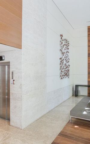 Apartamento à venda com 233m², 3 quartos e 4 vagas Apartamento à venda com 233m², 3 quartos e 4 vagasHall social