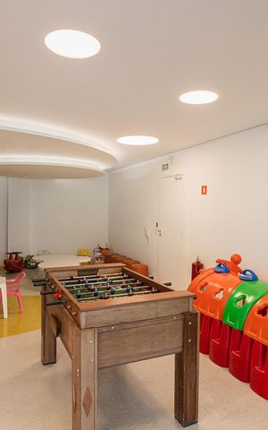 Apartamento à venda com 233m², 3 quartos e 4 vagas Apartamento à venda com 233m², 3 quartos e 4 vagasBrinquedoteca