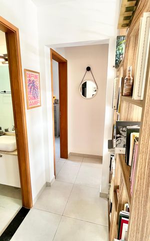 Apartamento à venda com 86m², 2 quartos e 1 vaga Apartamento à venda com 86m², 2 quartos e 1 vagaCorredor